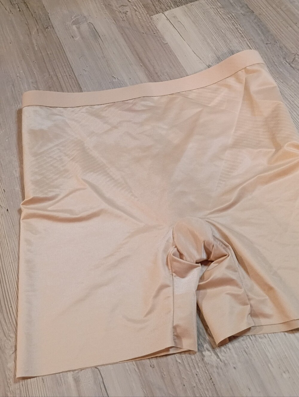 Spanx - Picture 2 of 5